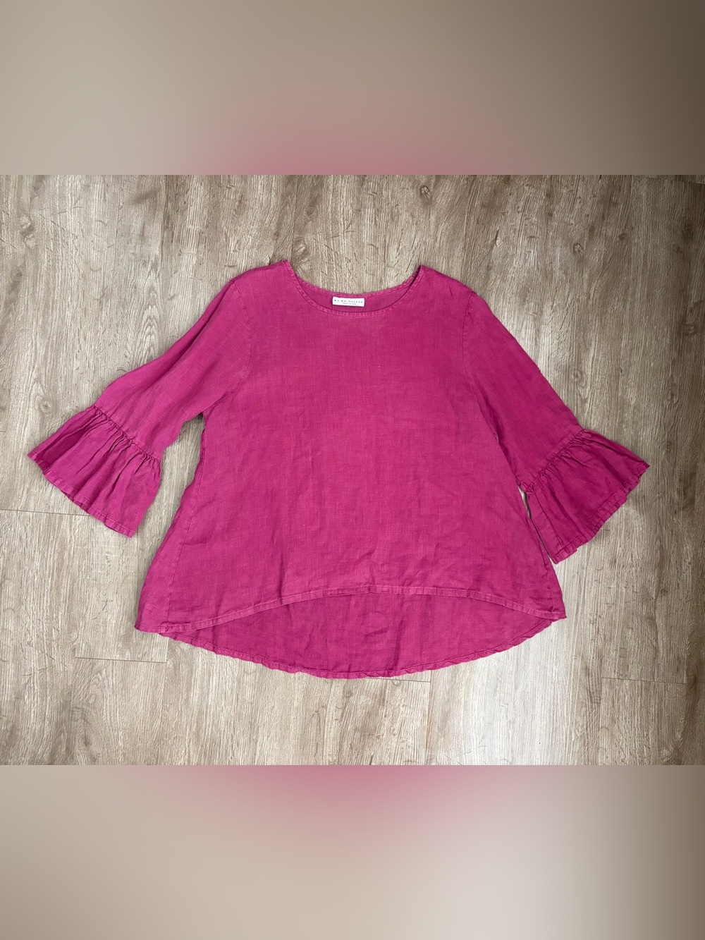 Bryn Walker Boho 100% Linen Bell Sleeve Top Magenta made in USA Size M
